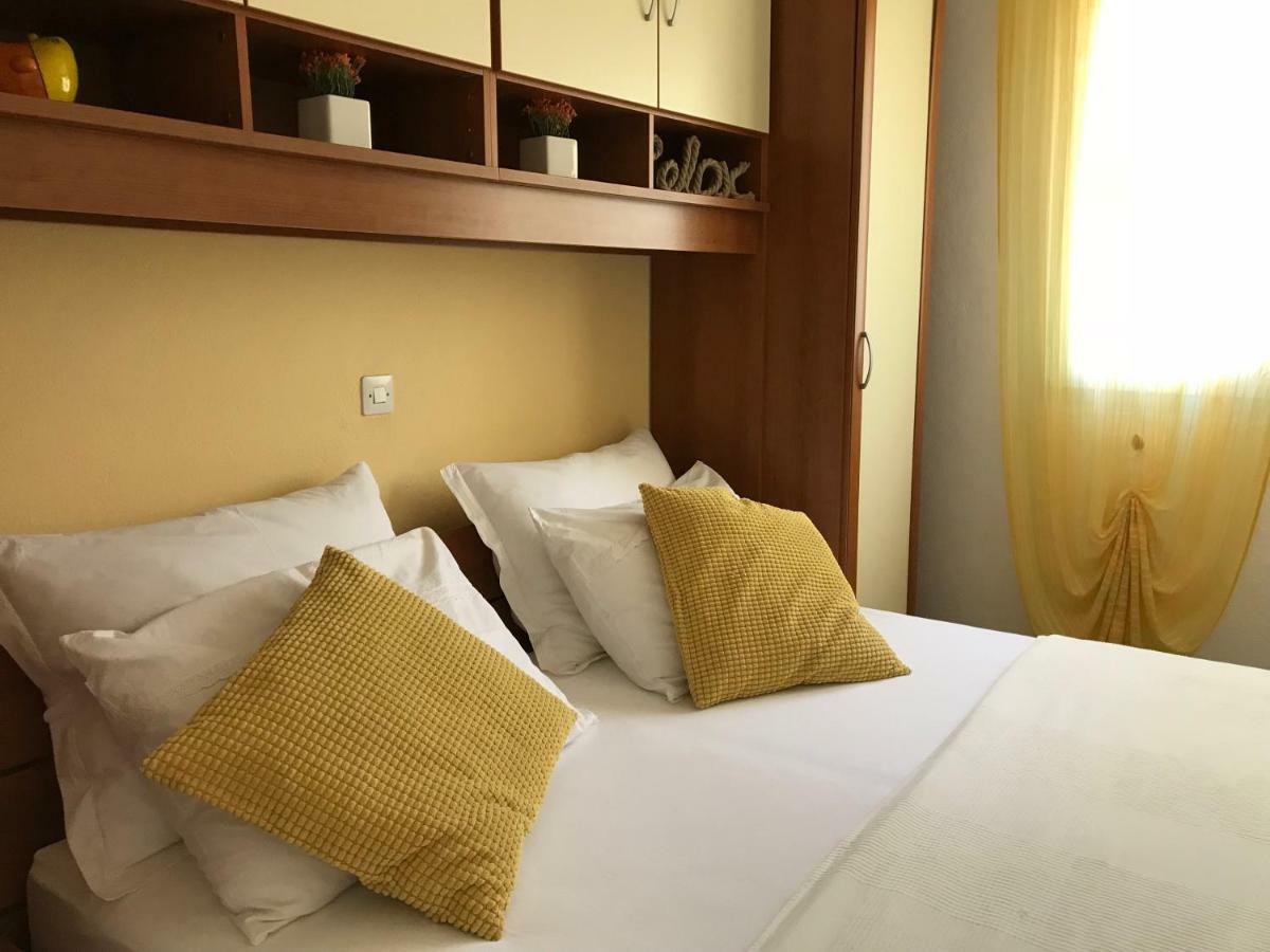 Apartments Biskup Privlaka  Luaran gambar
